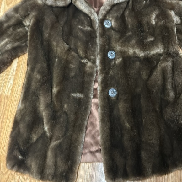 Vintage Tissavel of France Braemoor Pile 100% Acrylic Faux brown Fur NICE - Picture 6 of 15